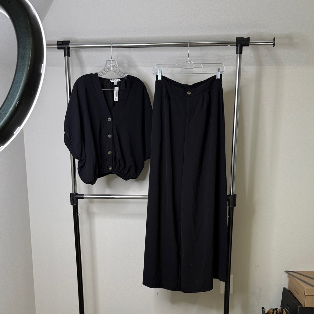 HYFVE Elegant Black Skirt Set